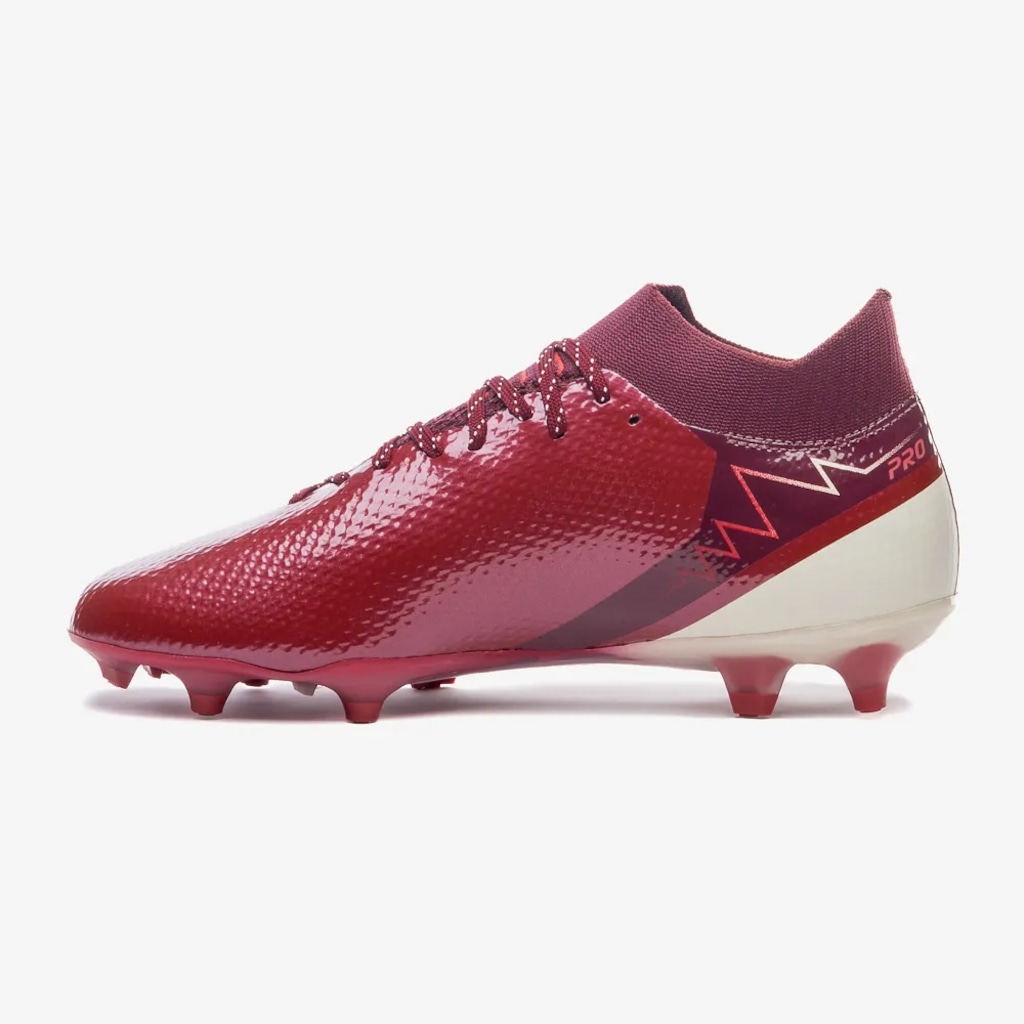 Imagem 2 do produto Chuteira de Campo Adulto Umbro Adamant Top Speed