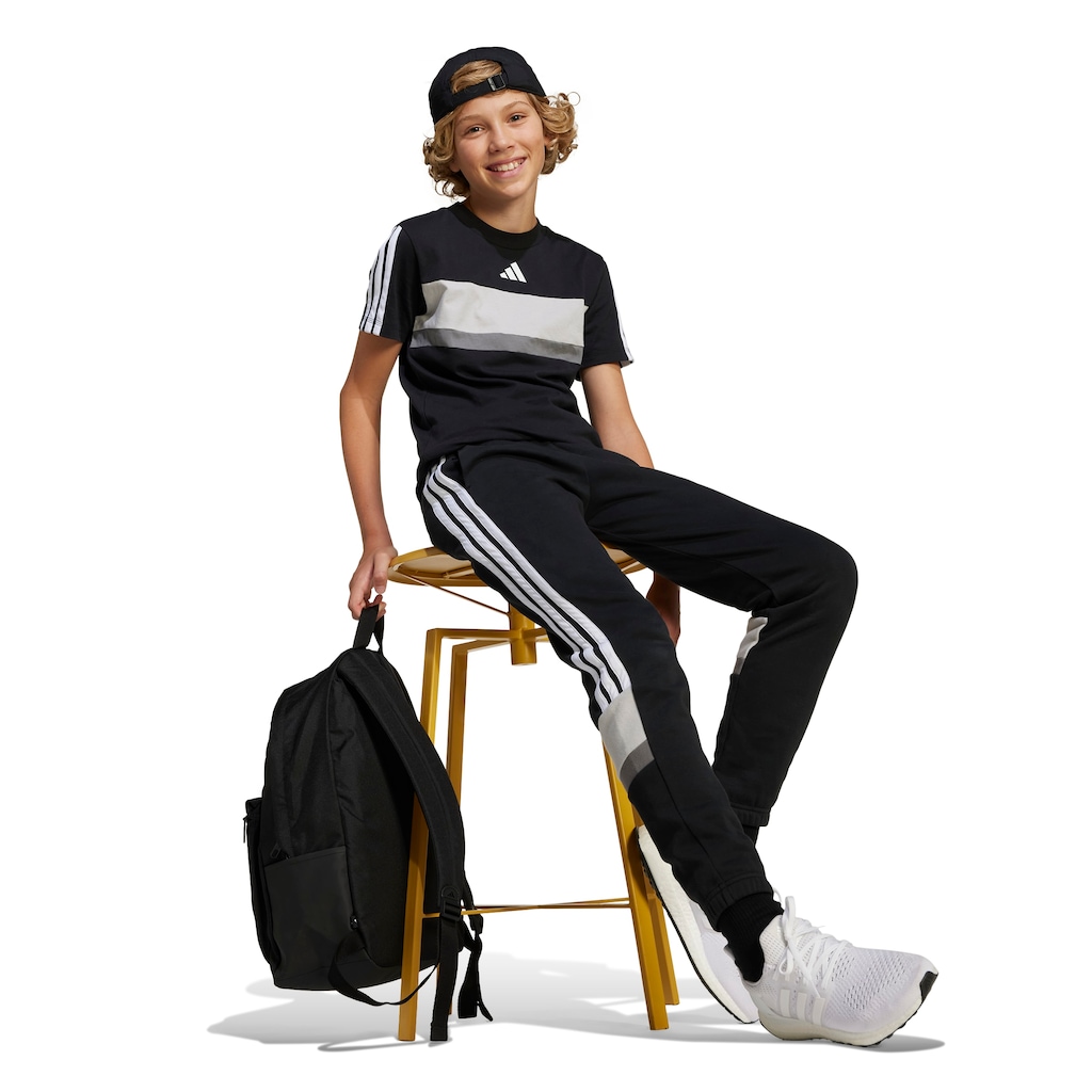 Imagem 4 do produto Camiseta adidas Seasonal Essentials Tiberio Três Listras - Infantil