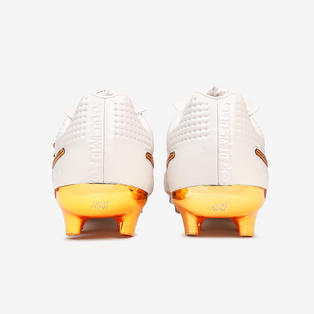 Imagem 5 do produto Chuteira de Campo Adulto Nike Tiempo Legend Touch of Gold R10 Edição Comemorativa