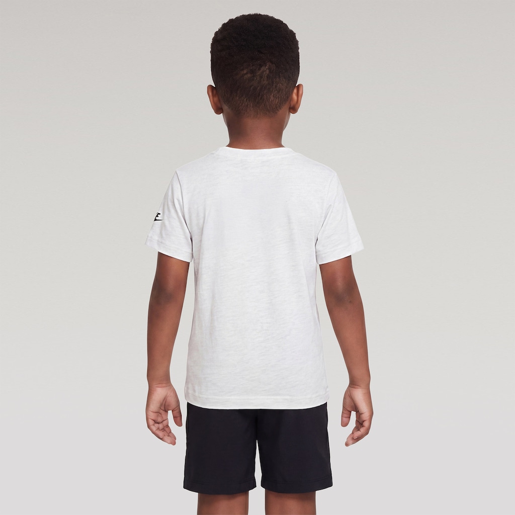 Imagem 2 do produto Camiseta Nike Club Family Infantil