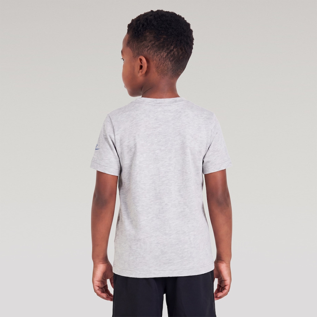 Imagem 2 do produto Camiseta Nike Club Family Infantil