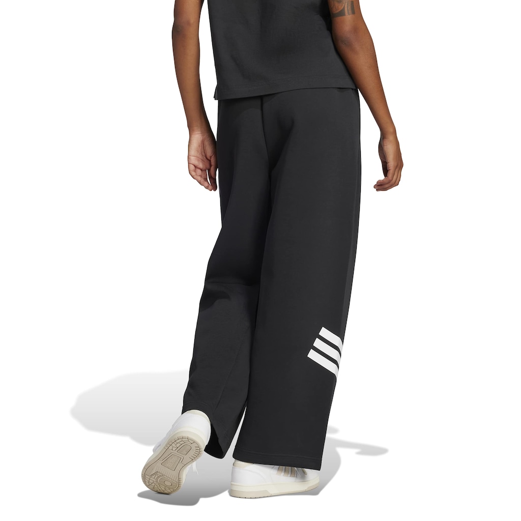 Imagem 2 do produto Calça LS adidas Reta Feminina