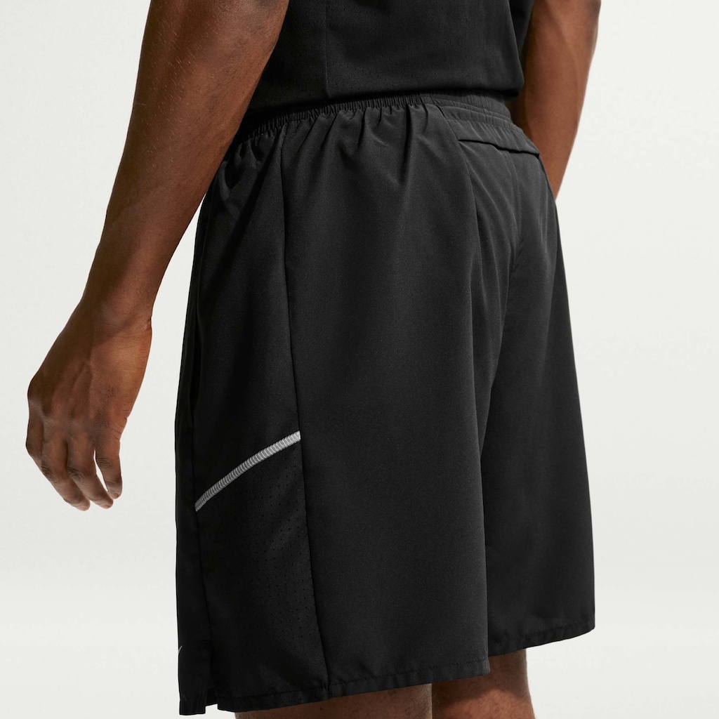 Imagem 2 do produto Shorts Dri-FIT Nike Miler Masculino