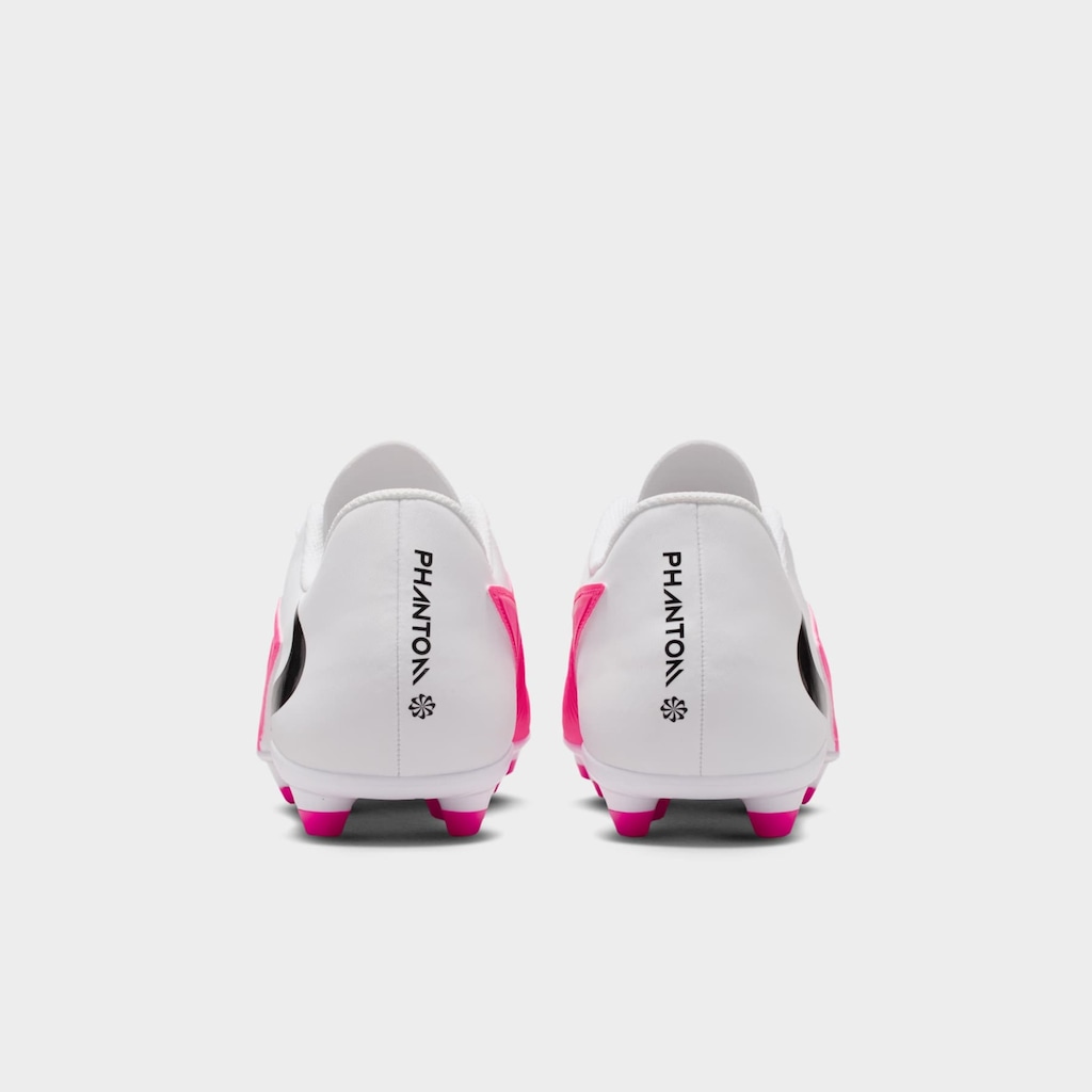 Imagem 4 do produto Chuteira de Campo Adulto Nike Phantom 6 Low Club T