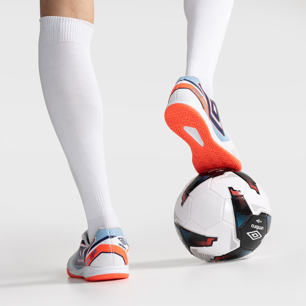 Imagem 2 do produto Chuteira Futsal Adulto Umbro Pro 5 Bump Club
