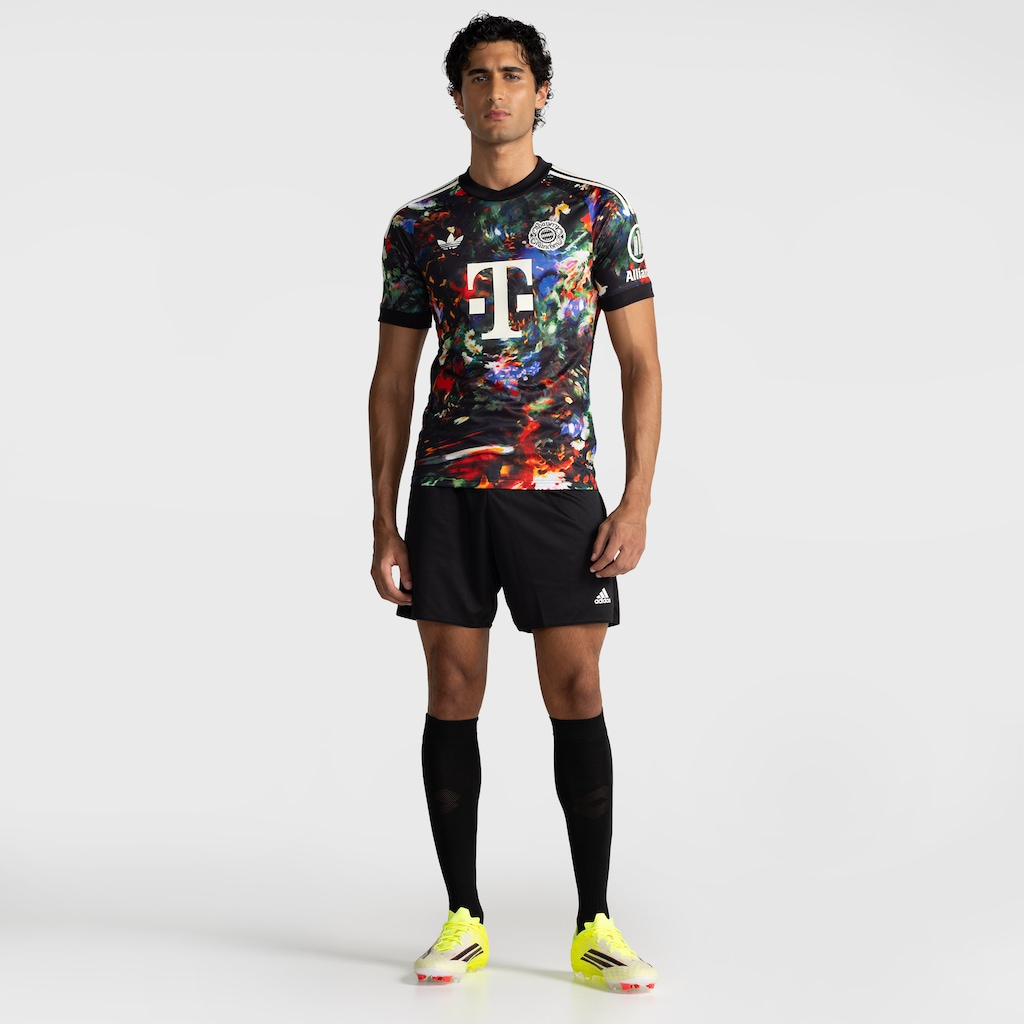 Imagem 3 do produto Camisa Bayer de Munique 26/27 Wiesn adidas Torcedor Masculina