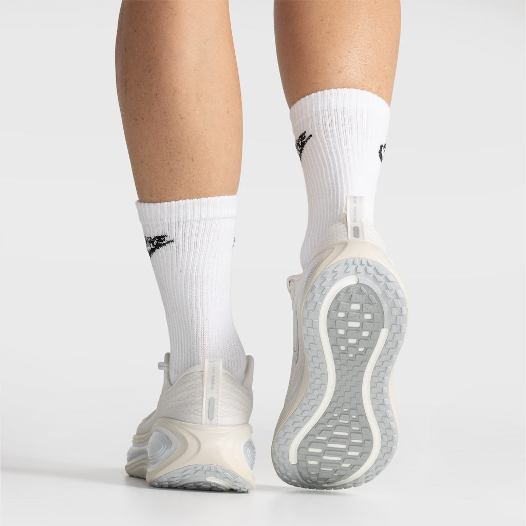 Imagem 4 do produto Tênis Feminino Nike Vomero Plus Se