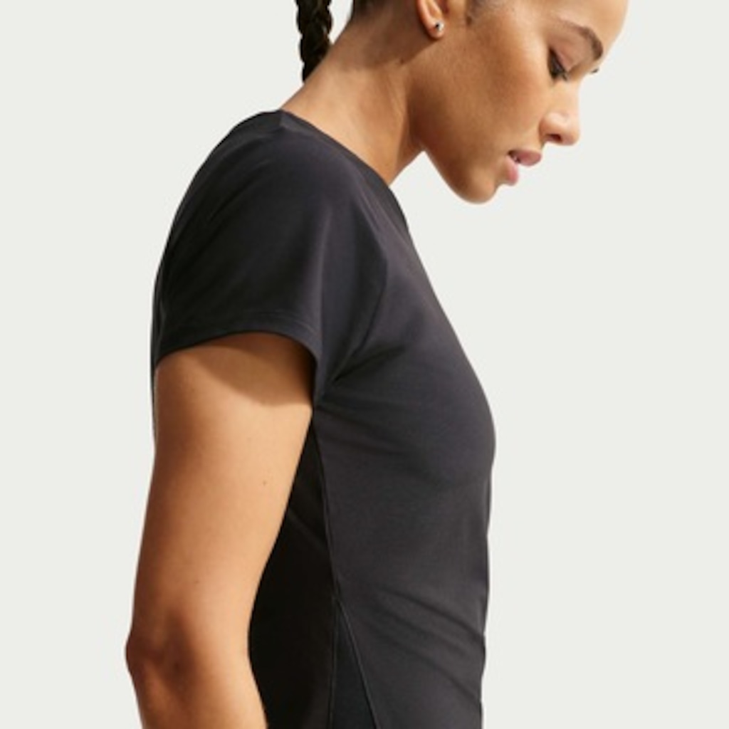 Imagem 2 do produto Camiseta Nike DF Vctry Manga Curta Treino Feminina
