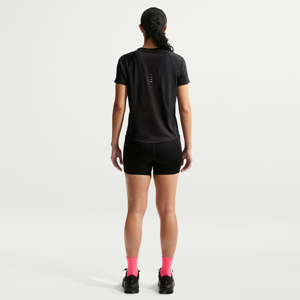 Imagem 2 do produto Camiseta Nike Swift DF Feminina Manga Curta Corrida