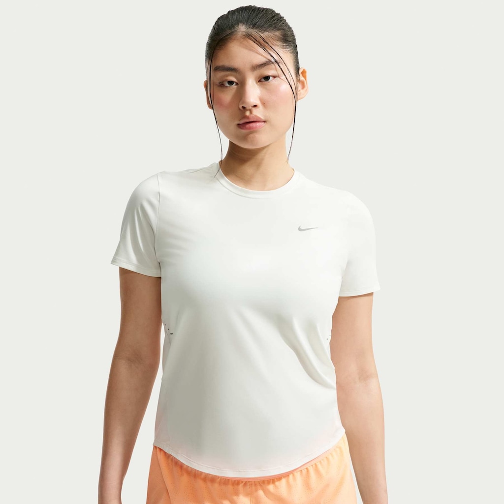 Imagem 1 do produto Camiseta Nike Swift DF Feminina Manga Curta Corrida