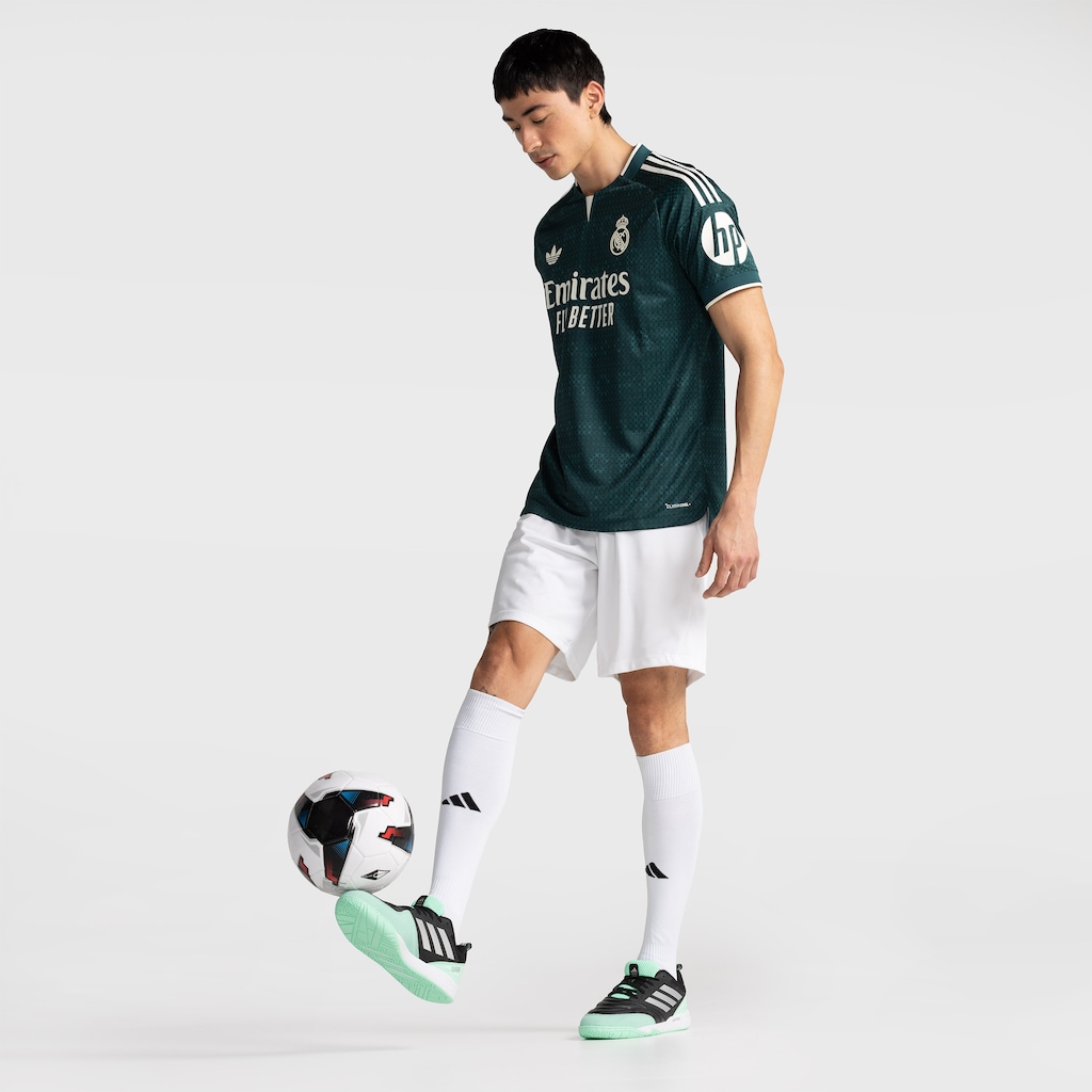 Imagem 4 do produto Chuteira Futsal Adulto adidas Quadra