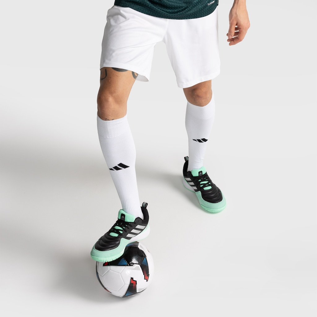 Imagem 2 do produto Chuteira Futsal Adulto adidas Quadra