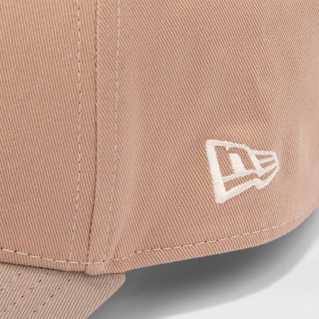 Imagem 4 do produto Boné Unissex New Era 940AF NY Yankees Mocha Mousse Aba Curva
