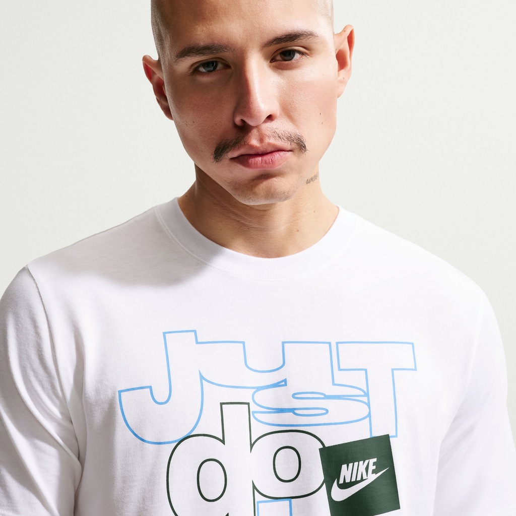 Imagem 2 do produto Camiseta Nike Unissex NSW Standard Club J.