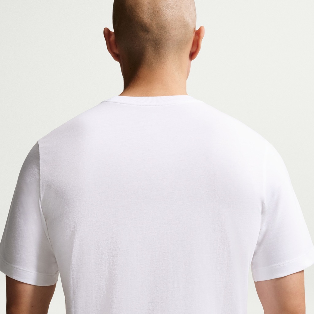 Imagem 3 do produto Camiseta Nike Unissex NSW Standard Club J.