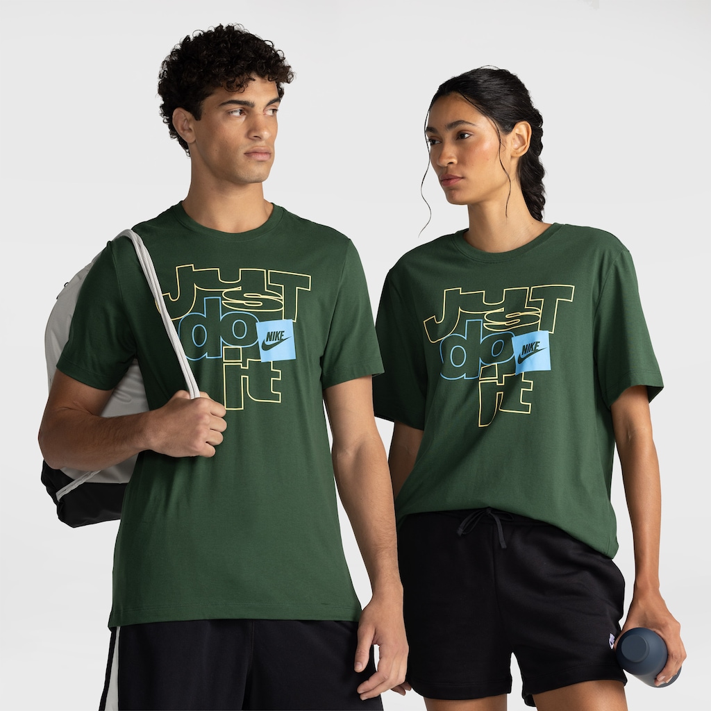 Imagem 1 do produto Camiseta Nike Unisex NSW Standard Club J.