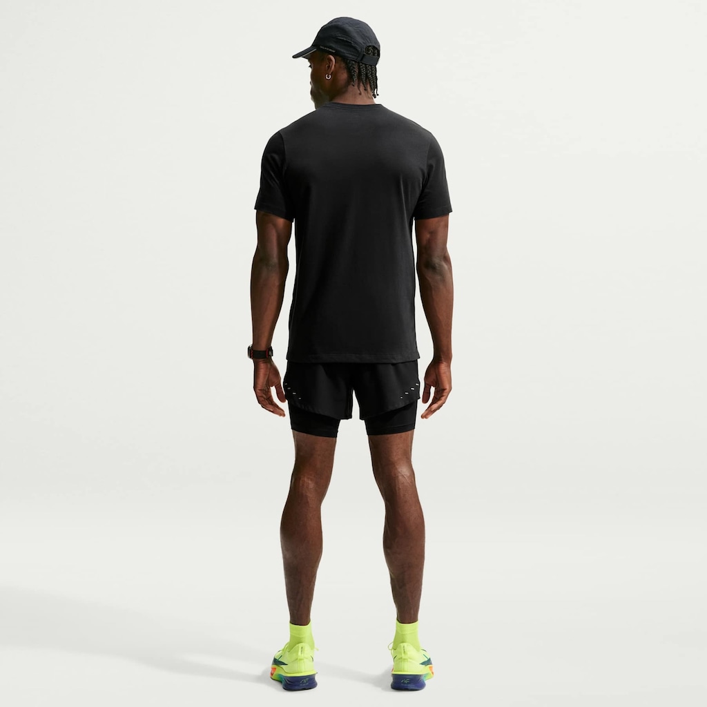 Imagem 2 do produto Camiseta Nike Dri-Fit Standard Run Masculina
