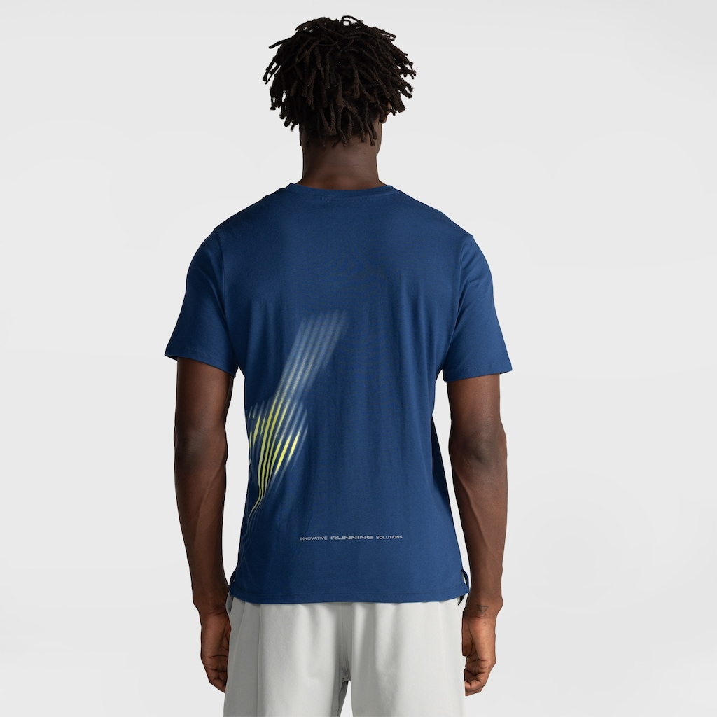 Imagem 2 do produto Camiseta Velocrun Cubs Under Armour Masculina Corrida