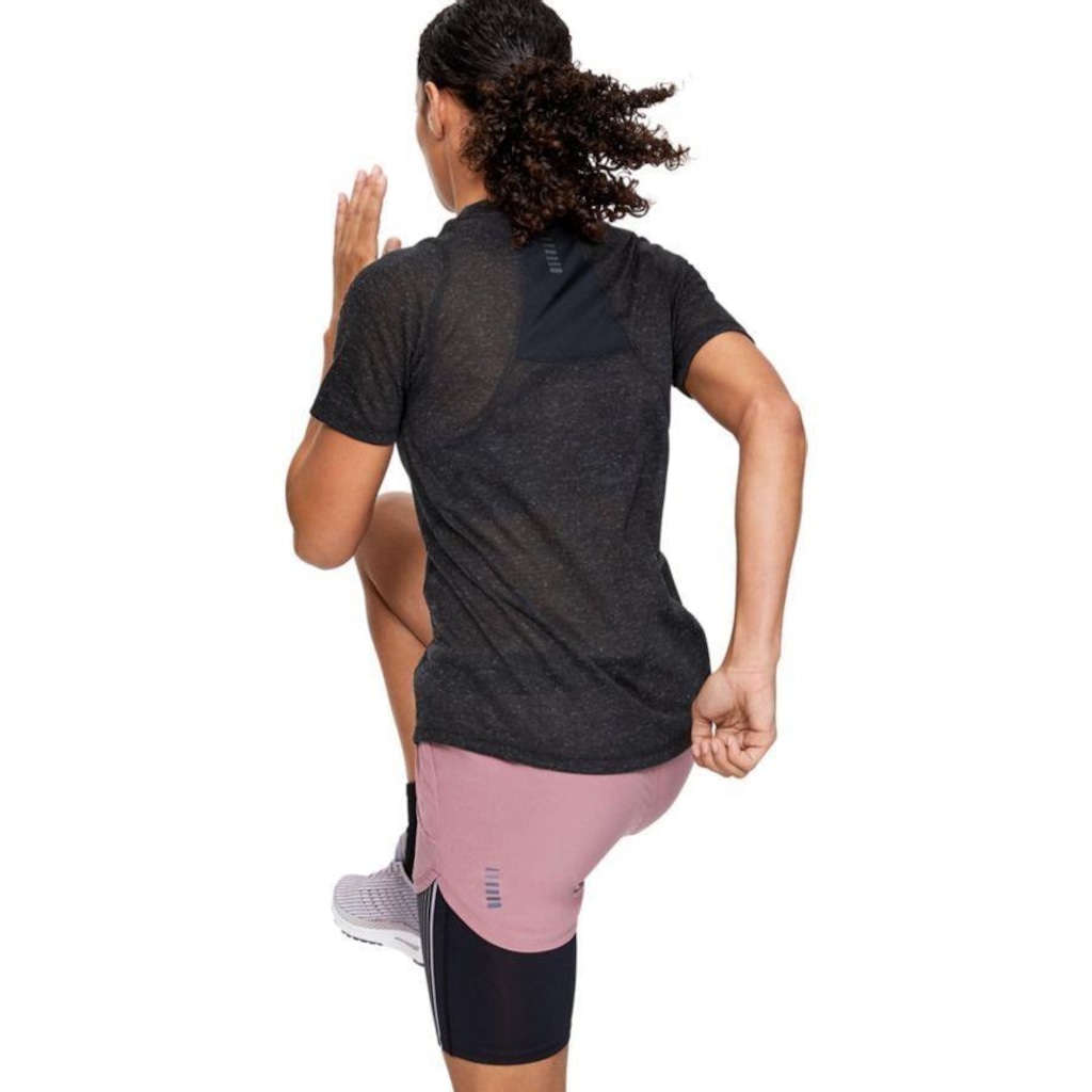 Imagem 2 do produto Camiseta Under Armour Breeze - Feminina