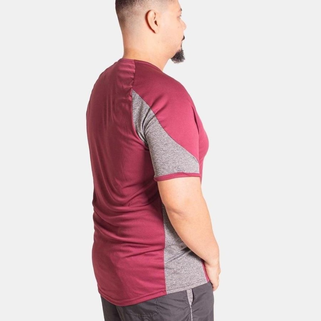 Imagem 3 do produto Camiseta Poker Esportiva Fate Big Size - Masculina