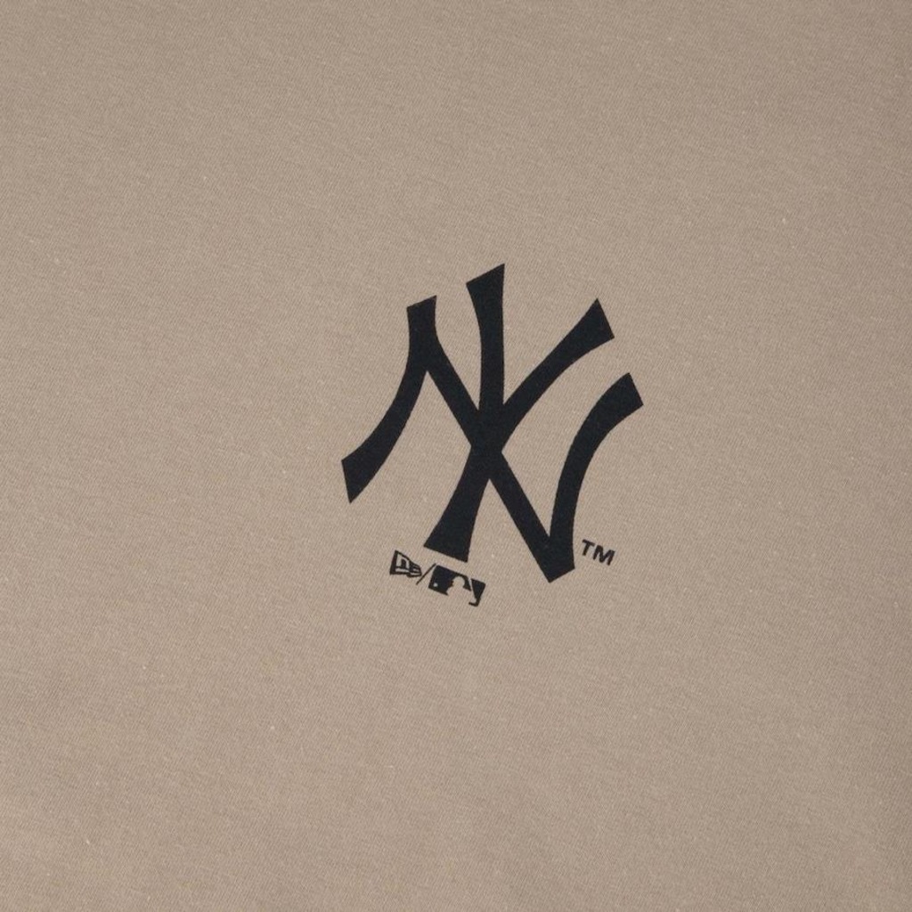 Imagem 3 do produto Camiseta New Era Básica Neyyan Exclusivo - Masculina