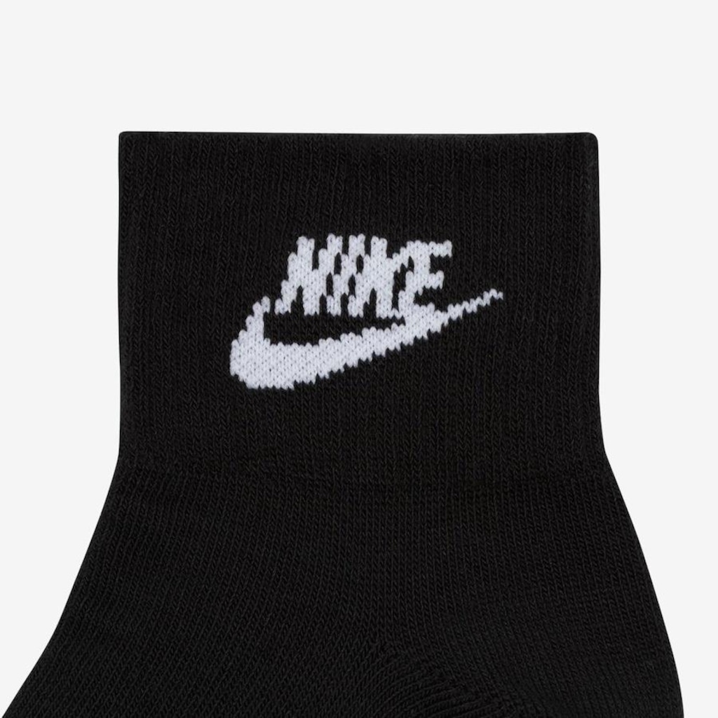 Imagem 2 do produto Kit de Meias Cano Médio Nike Everyday Essential - Adulto - 3 Pares