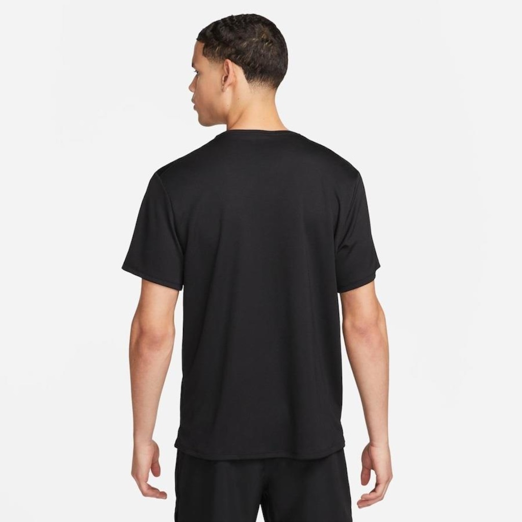 Imagem 2 do produto Camiseta Nike Dri-FIT UV Miler - Masculina