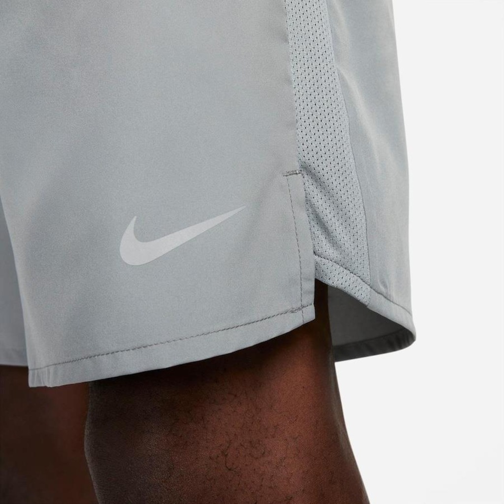 Imagem 5 do produto Shorts Nike Dri-FIT Challenger - Masculino