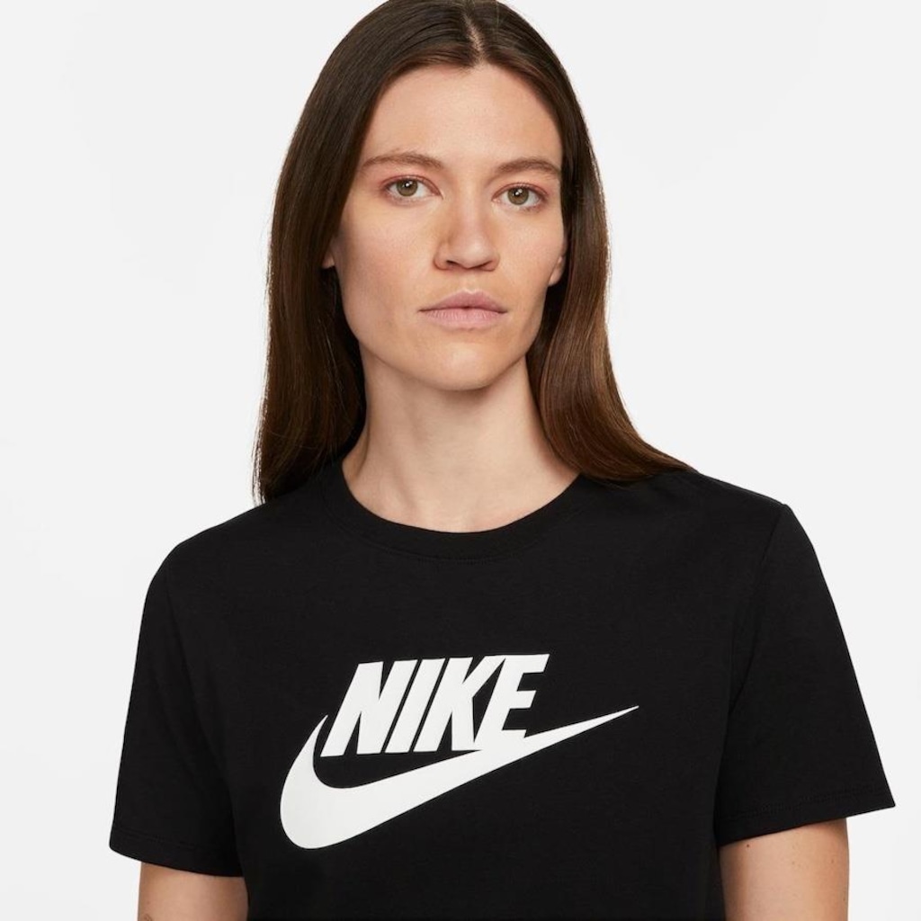 Imagem 3 do produto Camiseta Nike Sportswear Essentials - Feminina
