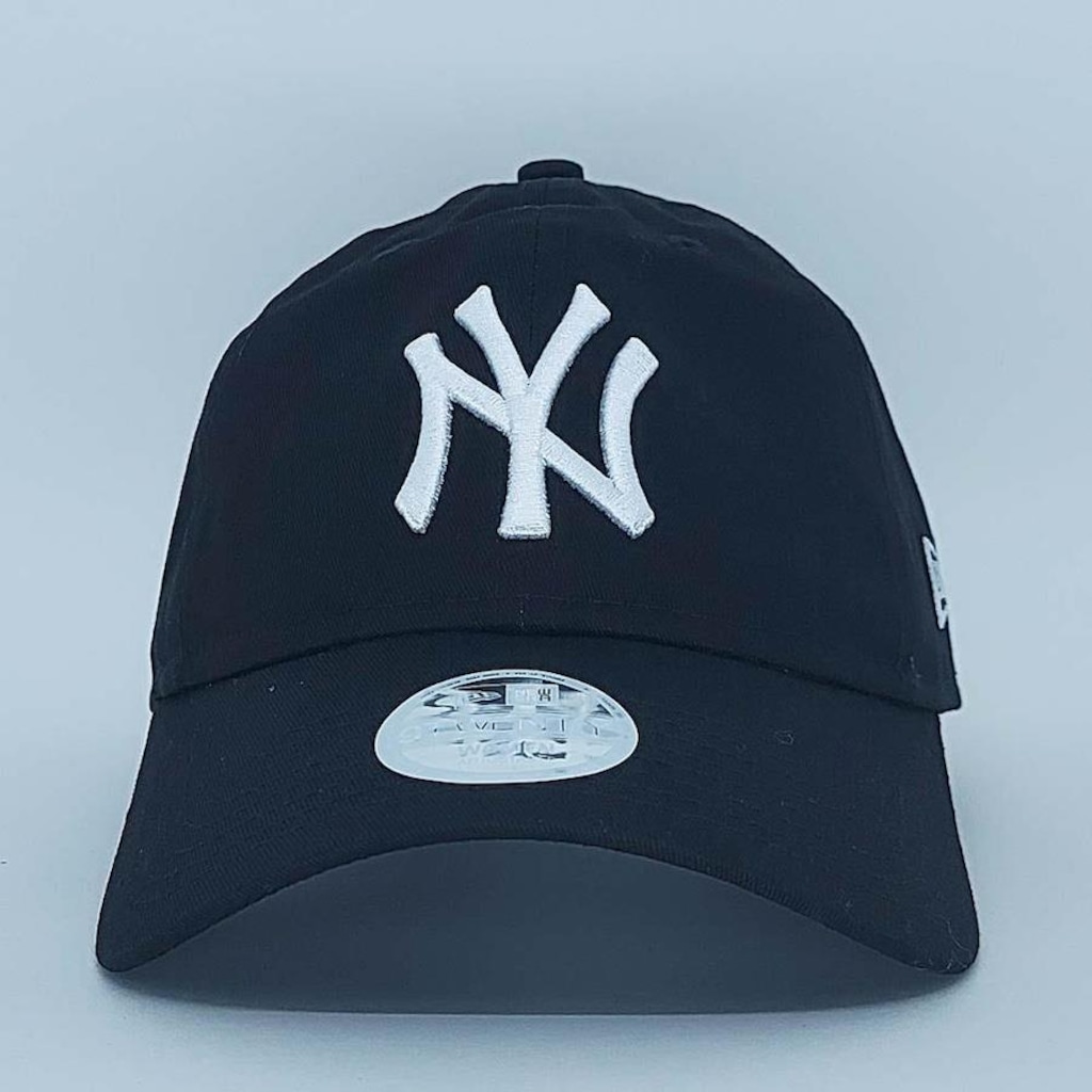 Imagem 2 do produto Boné New Era Feminino 9Twenty New York Yankees Aba Curva