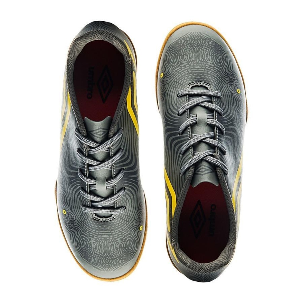 Imagem 4 do produto Chuteira Futsal Umbro Orbit + Par de Meias - Adulto