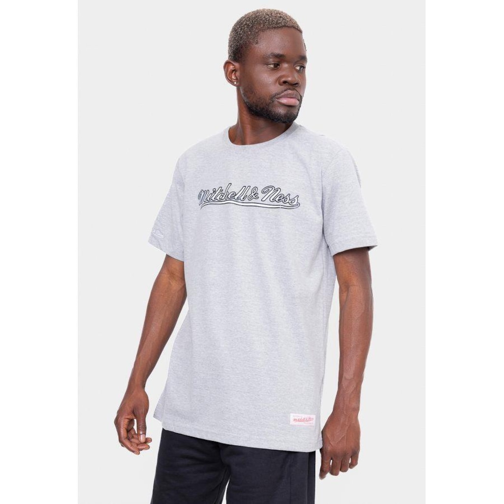 Imagem 4 do produto Camiseta Mitchell & Ness Branded Script - Masculina