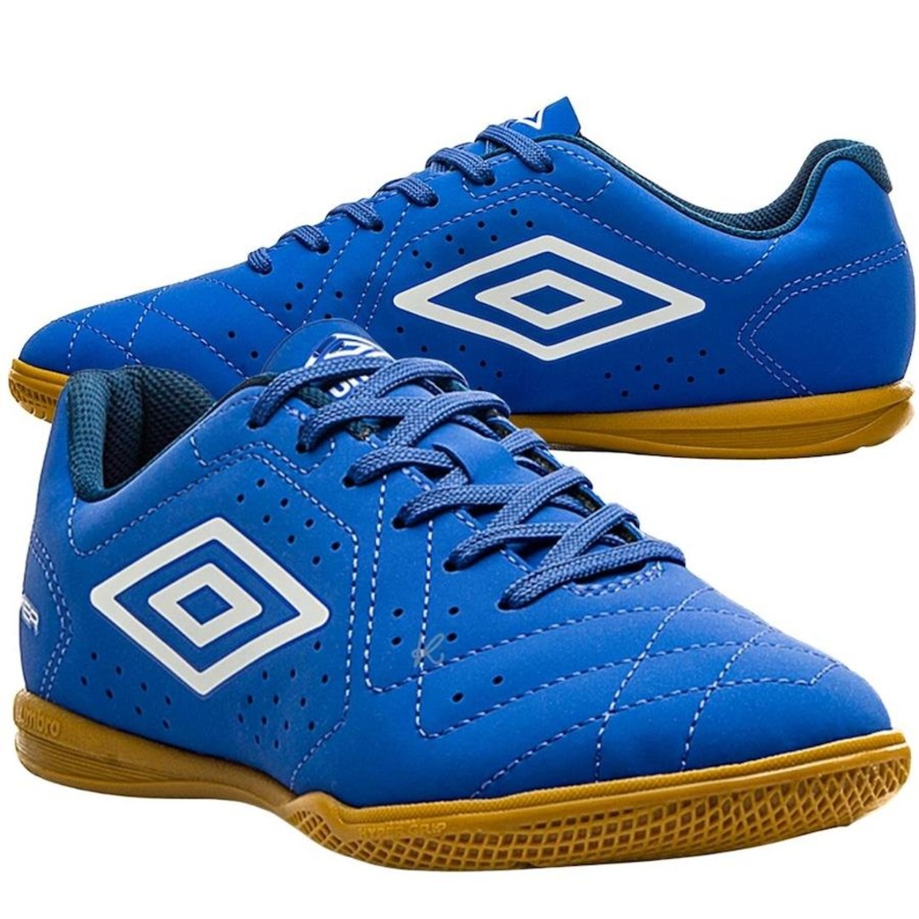 Imagem 2 do produto Kit Chuteira Futsal Umbro Neo Striker + Meias - Adulto