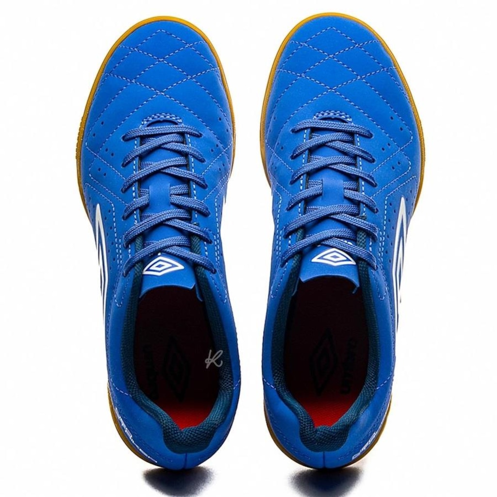 Imagem 4 do produto Kit Chuteira Futsal Umbro Neo Striker + Meias - Adulto