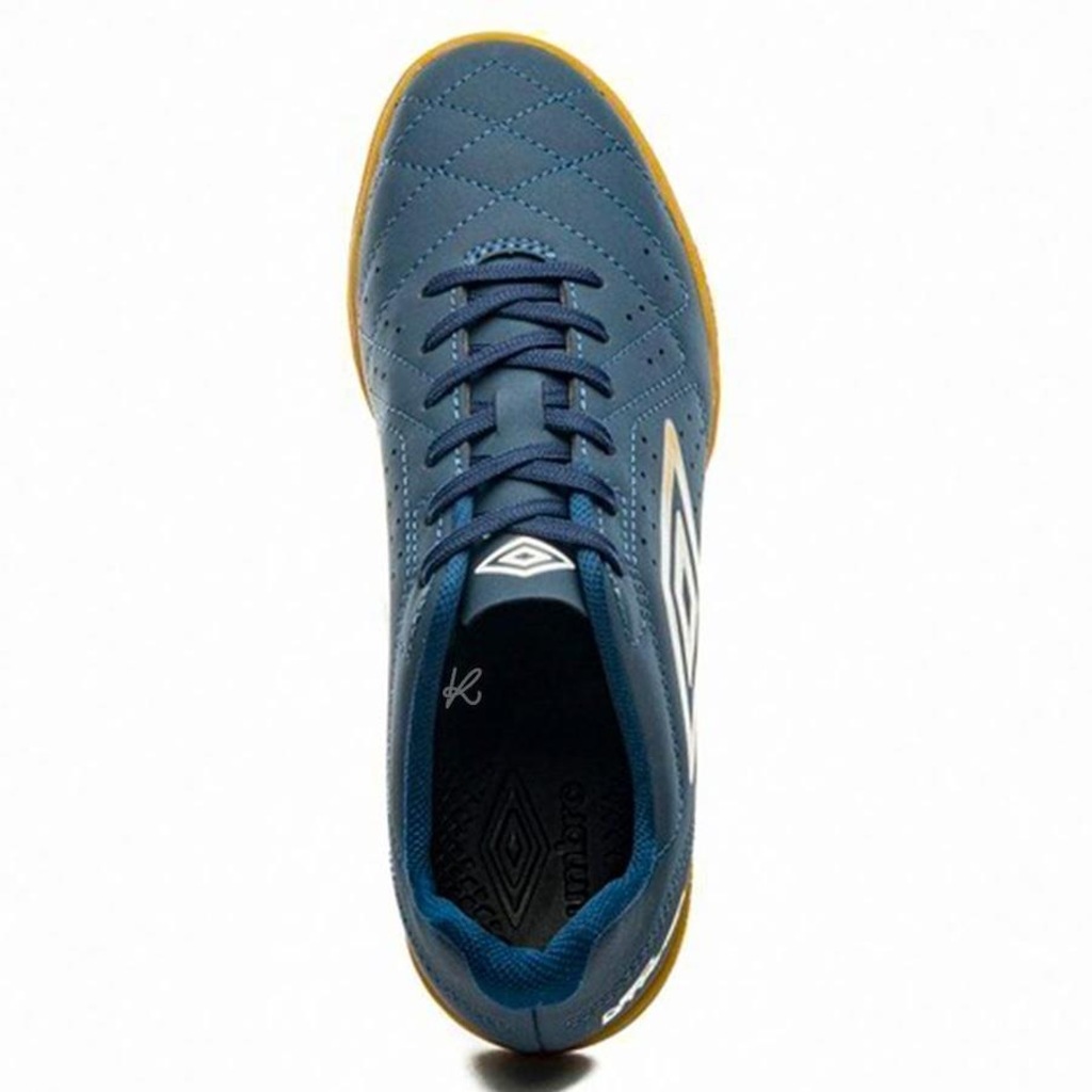 Imagem 4 do produto Kit Chuteira Futsal Umbro Neo Striker + Meias - Adulto