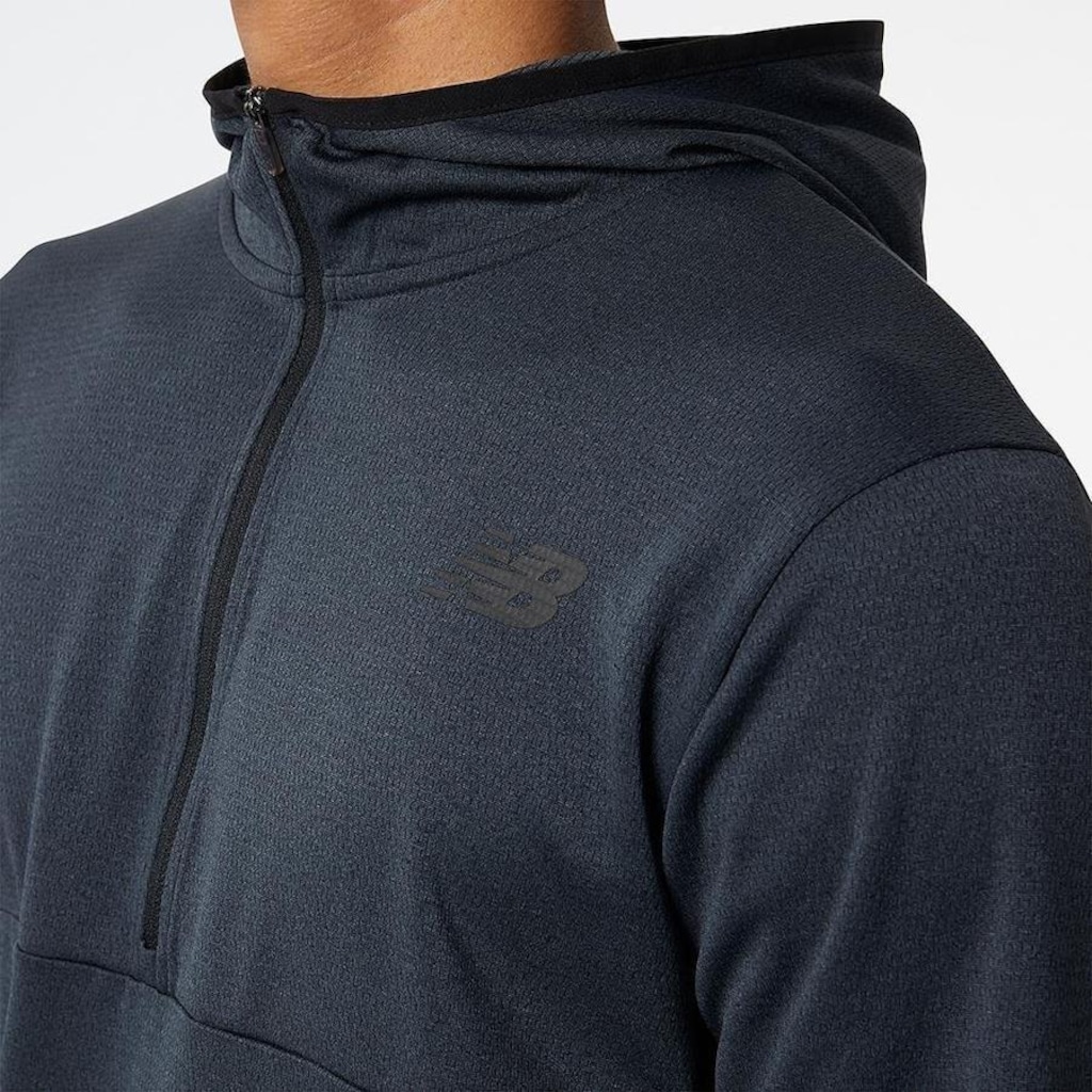 Imagem 3 do produto Blusão com Capuz New Balance Tenacity 1/2 Zíper - Masculino