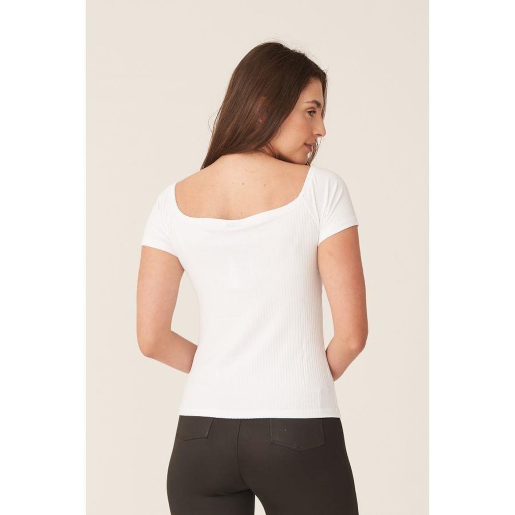 Imagem 4 do produto Camiseta Onbongo - Feminina