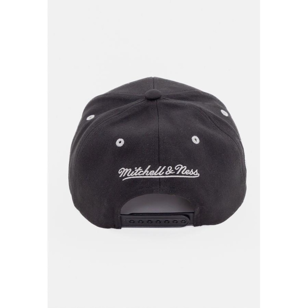 Imagem 5 do produto Boné Aba Curva Mitchell & Ness Brooklyn Nets - Adulto