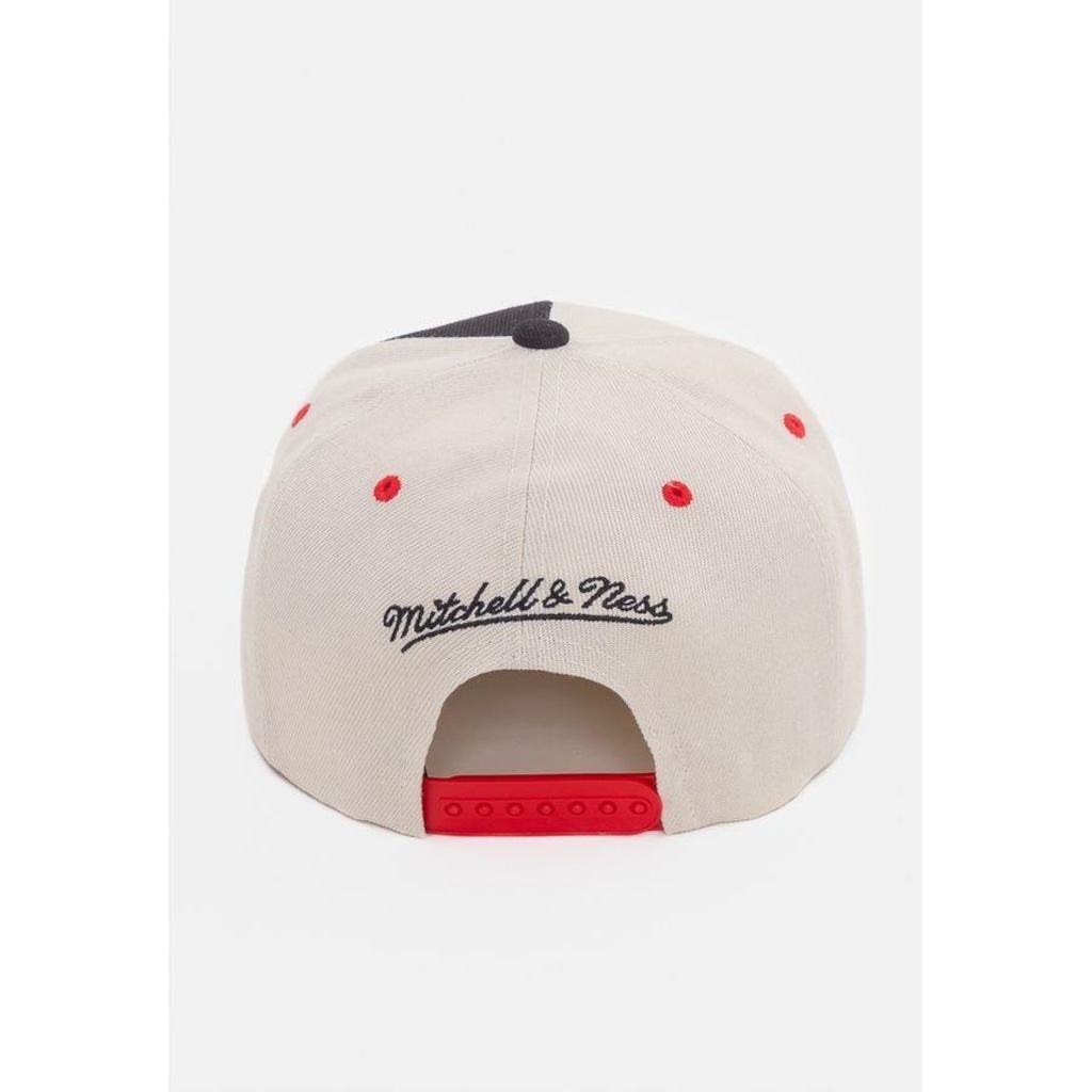 Imagem 2 do produto Boné Aba Reta Mitchell & Ness Miami Heat - Snapback - Adulto