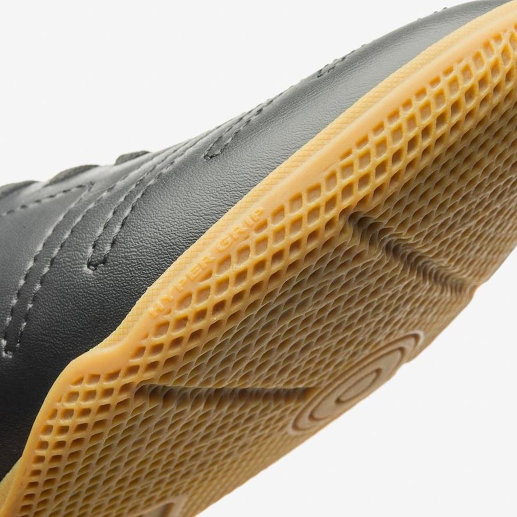 Imagem 4 do produto Chuteira Futsal Umbro Class - Adulto