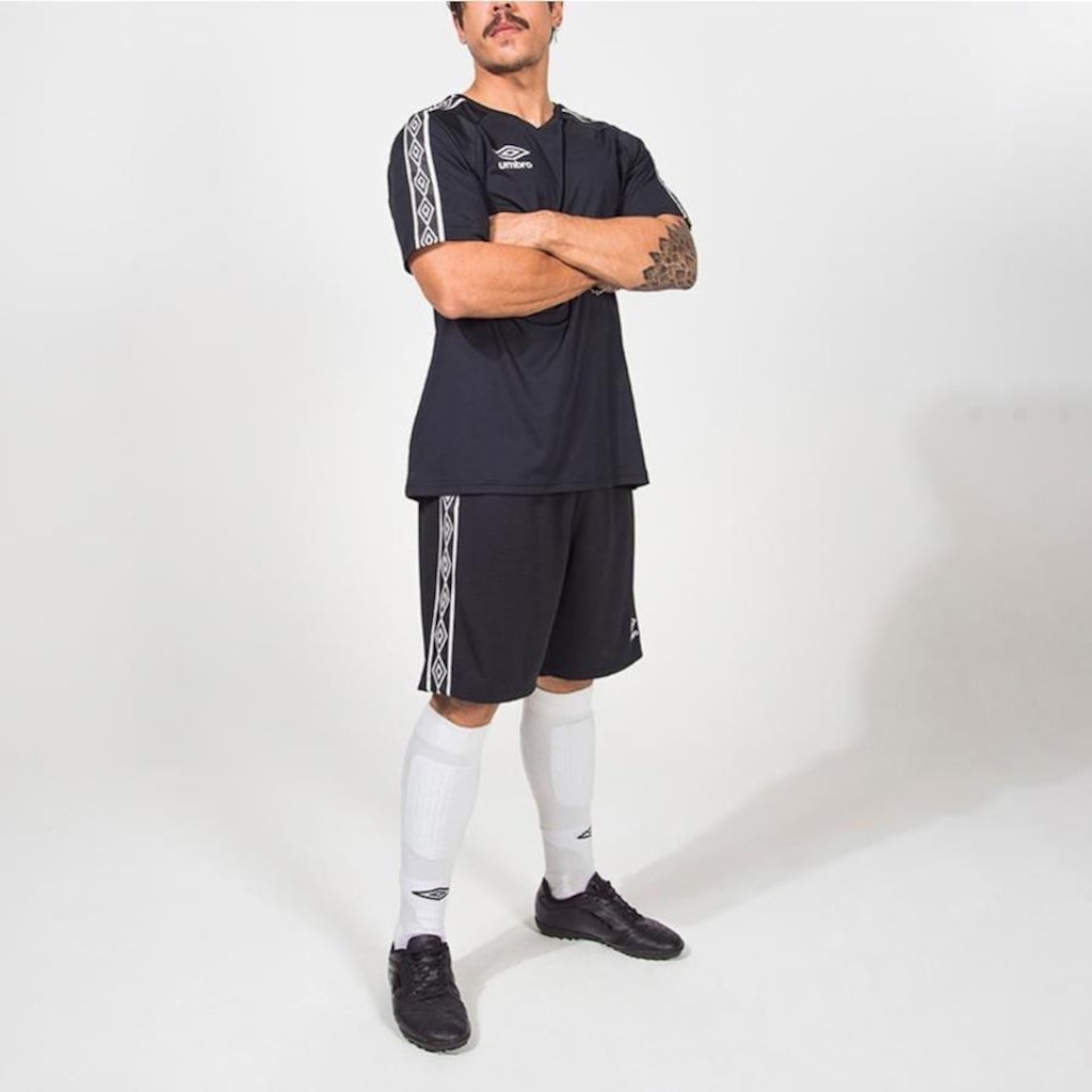 Imagem 4 do produto Camiseta Umbro Tradicional Tape - Masculina