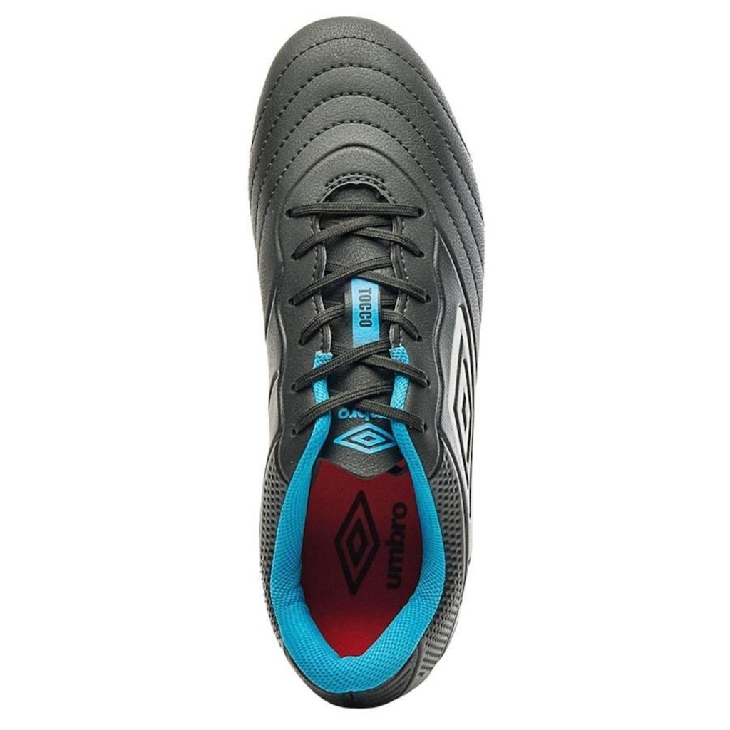Imagem 4 do produto Chuteira de Futebol de Campo Umbro Tocco III Club + Meias - Adulto