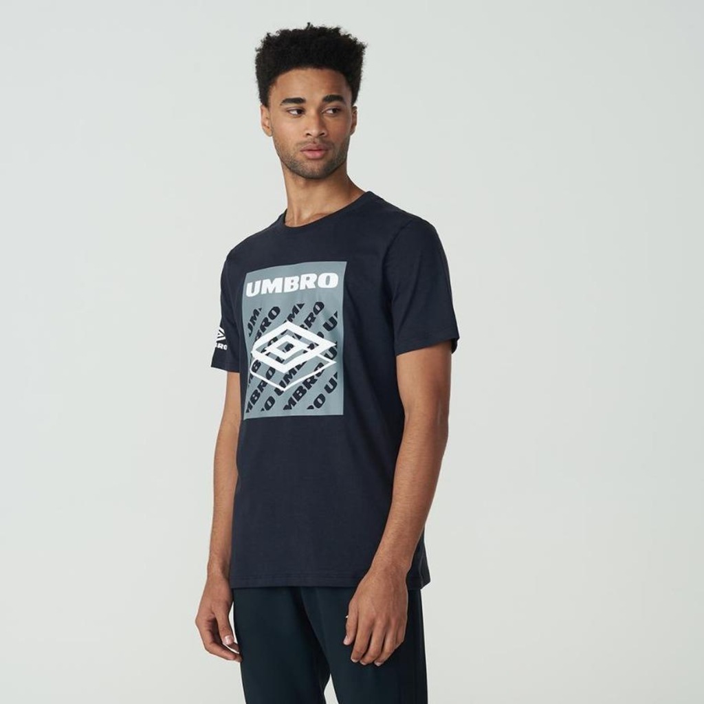Imagem 2 do produto Camiseta Umbro Authentic Club - Masculina