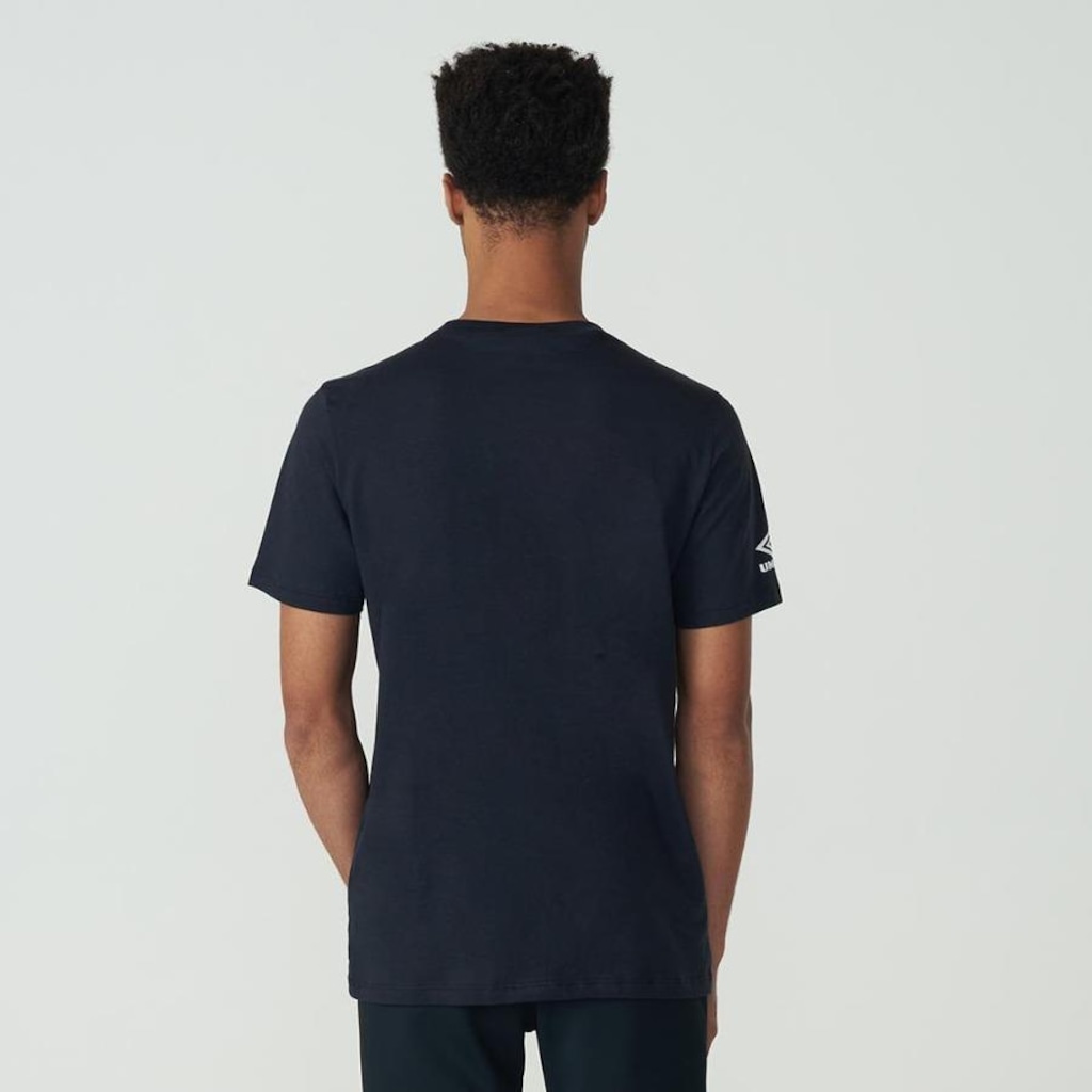 Imagem 4 do produto Camiseta Umbro Authentic Club - Masculina