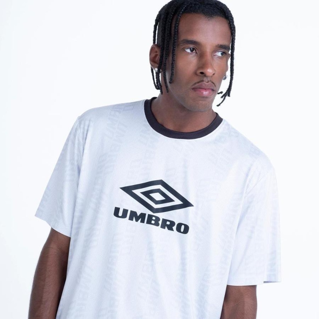 Imagem 4 do produto Camiseta Umbro Football Personality - Masculina