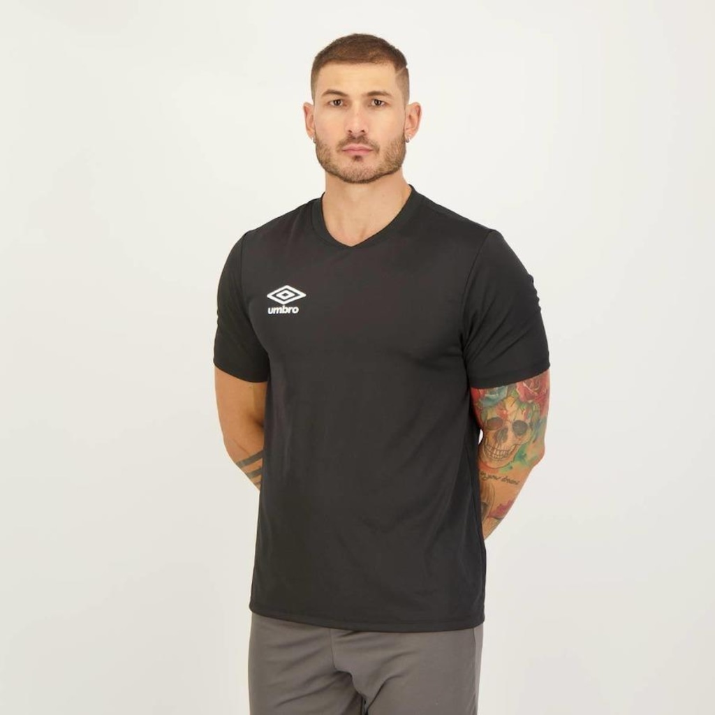 Imagem 2 do produto Camiseta Umbro Striker Premium - Masculina