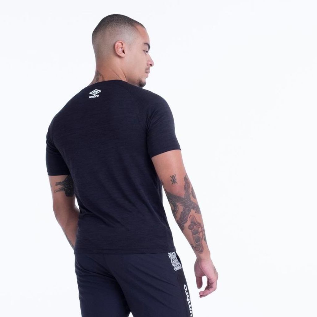 Imagem 4 do produto Camiseta Umbro Blend Large Diamond - Masculina