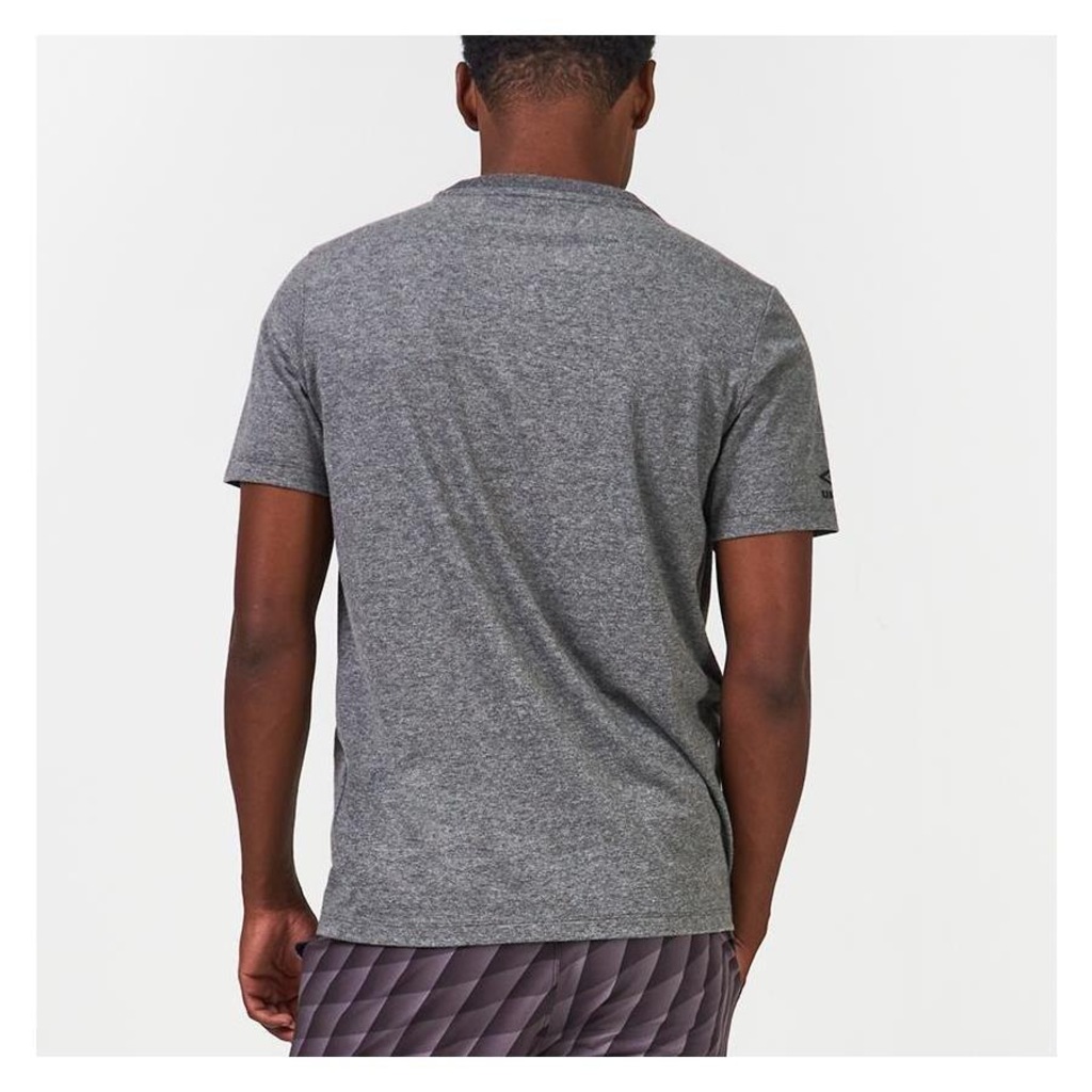 Imagem 3 do produto Camiseta Umbro College Piece - Masculina
