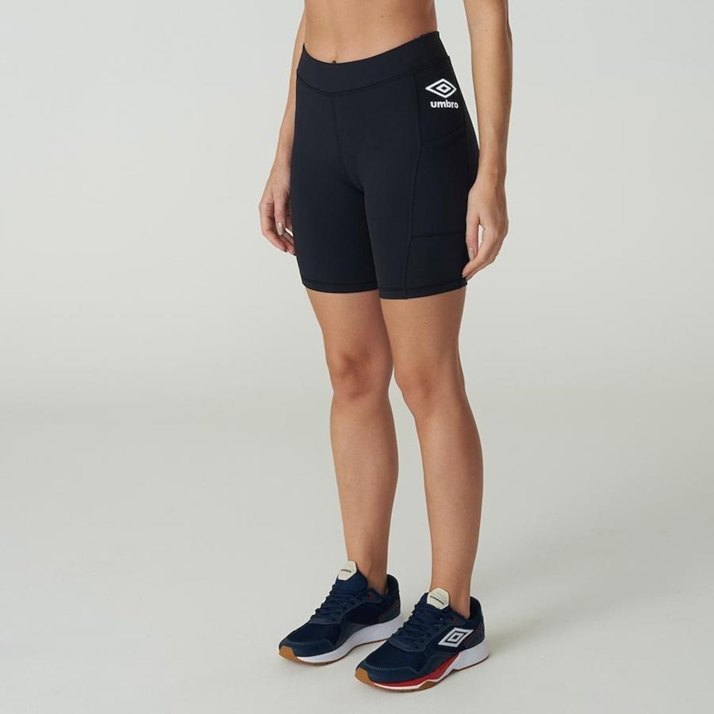 Imagem 2 do produto Bermuda Umbro Essential - Feminina