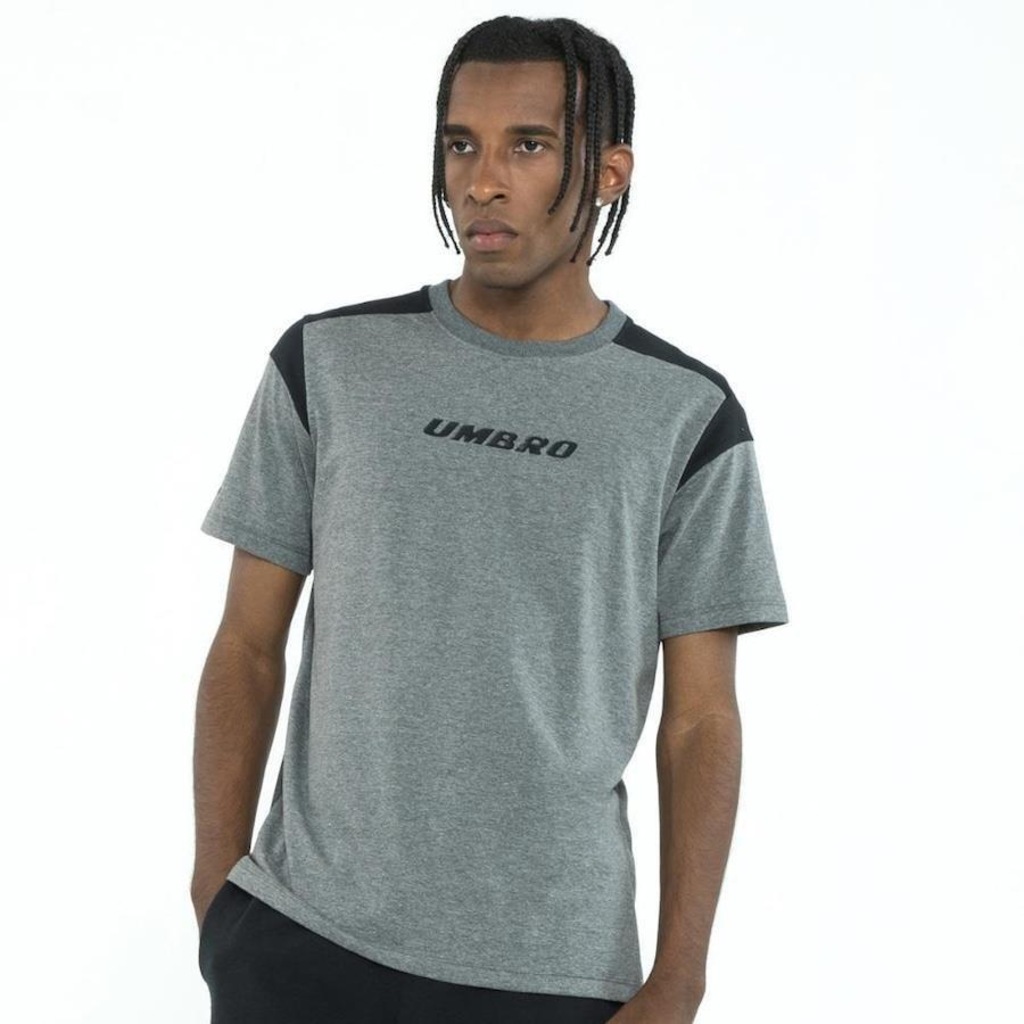 Imagem 3 do produto Camiseta Umbro College Motion - Masculina